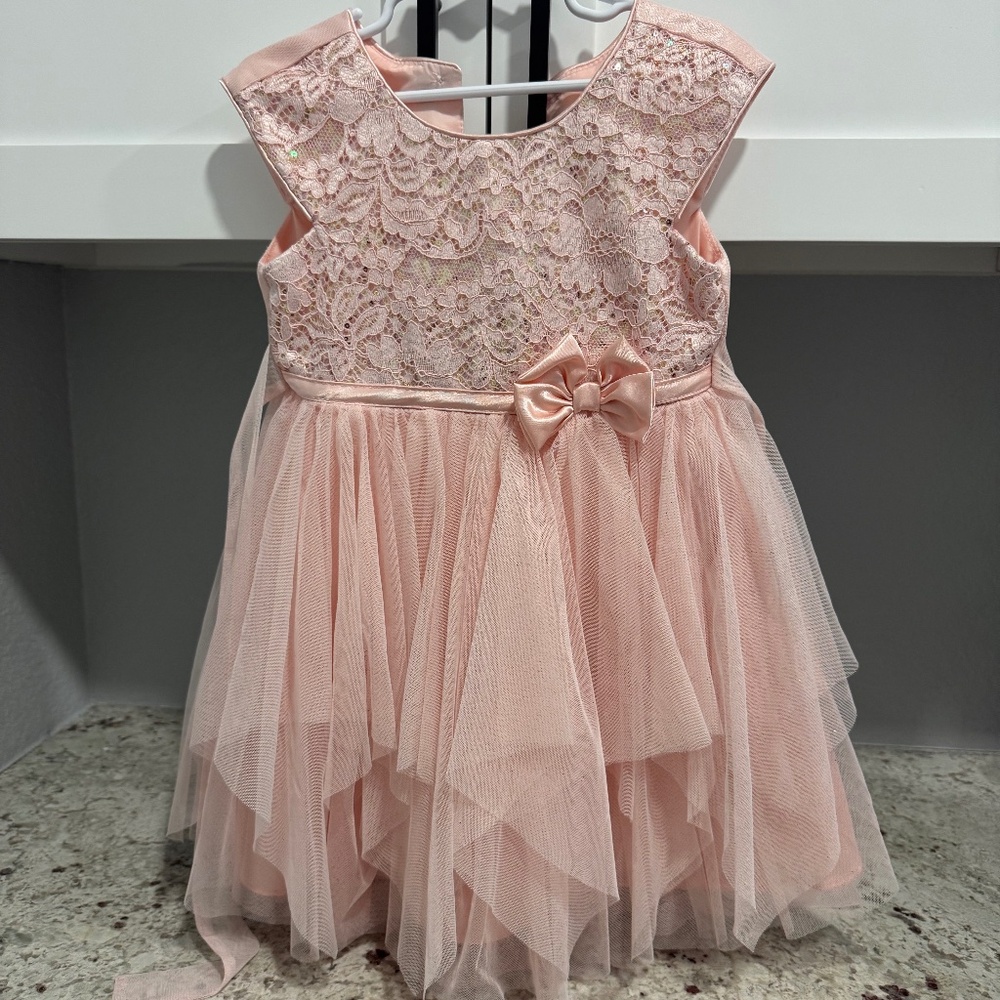 Pink / iridescent shimmer dress